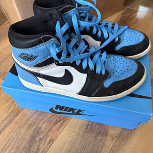 Nike Air Jordan 1 Retro High OG 7.5 Blue Black Sneakers